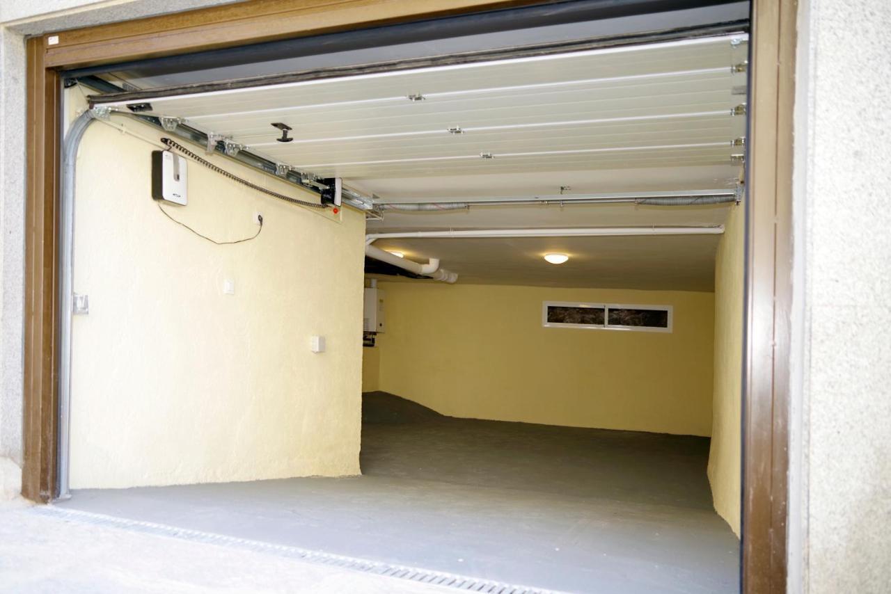 Vallespin 43 Parking, Wifi Ávila Exterior foto